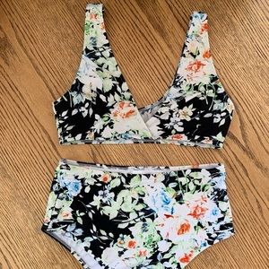 High-waisted bikini with mid-coverage top
